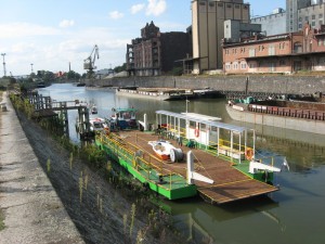 Schiffe bauen, Fähren bauen, Hausboote bauen